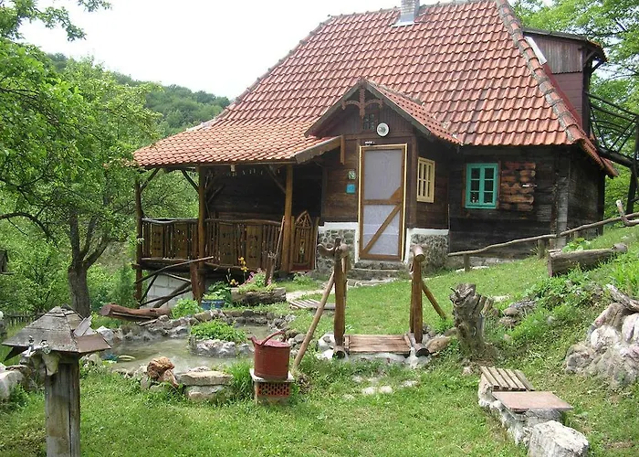 塞罗娃科萨公寓