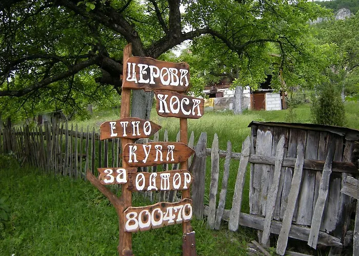 アパート Cerova Kosa モクラ・ゴラ